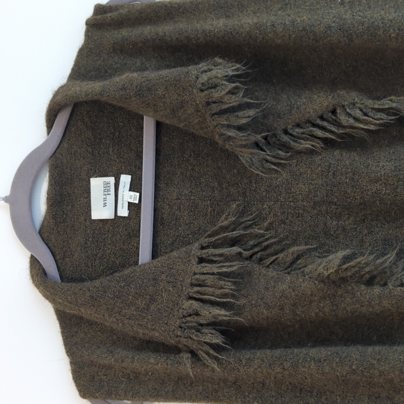 Wilfred Free Fei Fei Alpaca sweater vest. - Picture 2 of 7